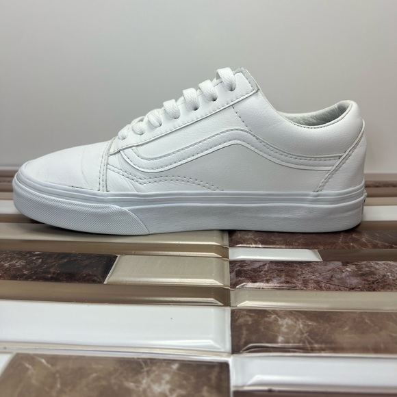 Vans Old Skool Classic Tumble Shoe white leather size 7 in women size 5.5 in men - Picture 12 of 15